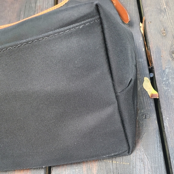 Dooney & Bourke Tote - Picture 5 of 12